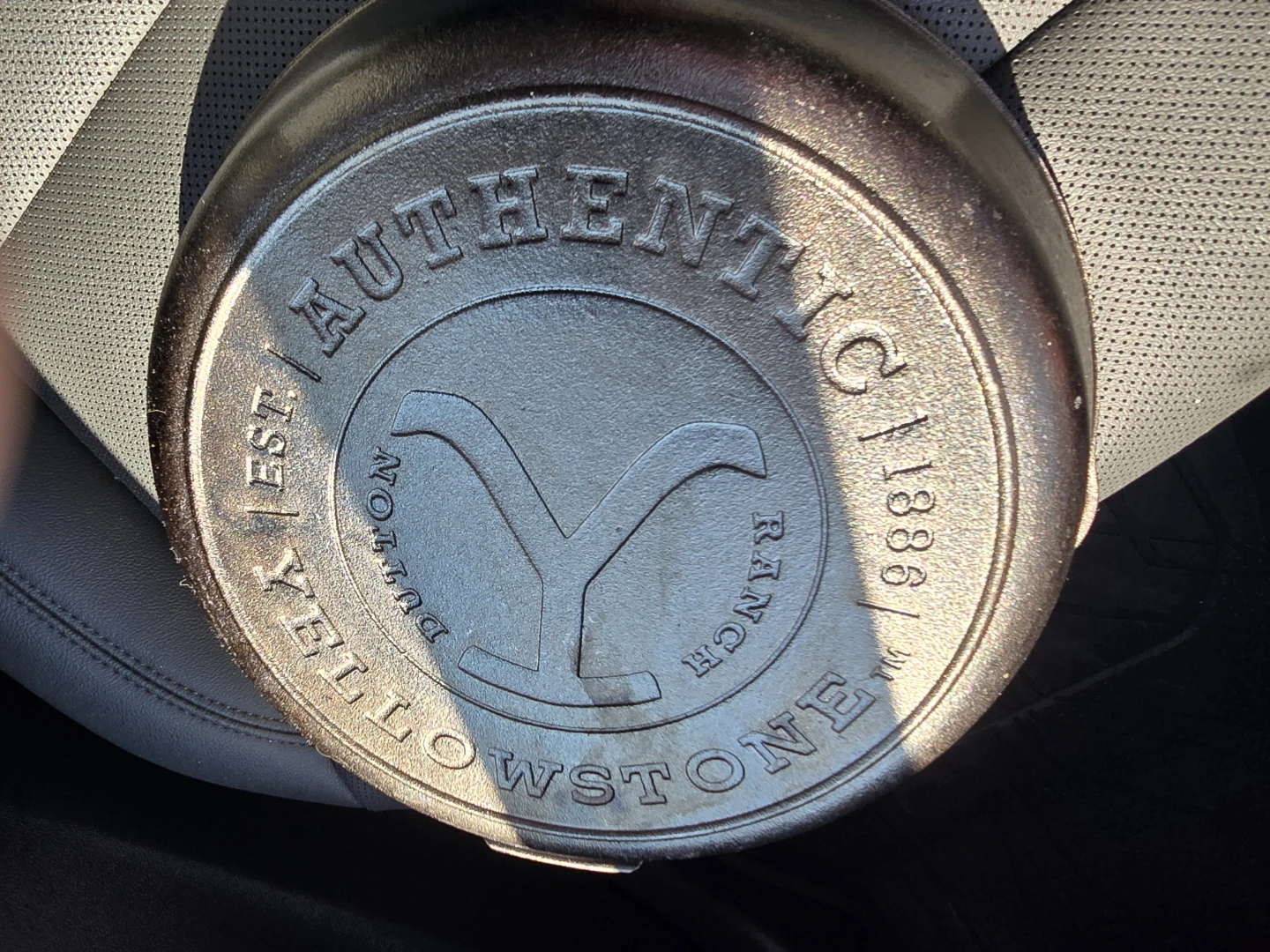 Lodge Yellowstone Ranch Cast Iron Skillet - photo 4