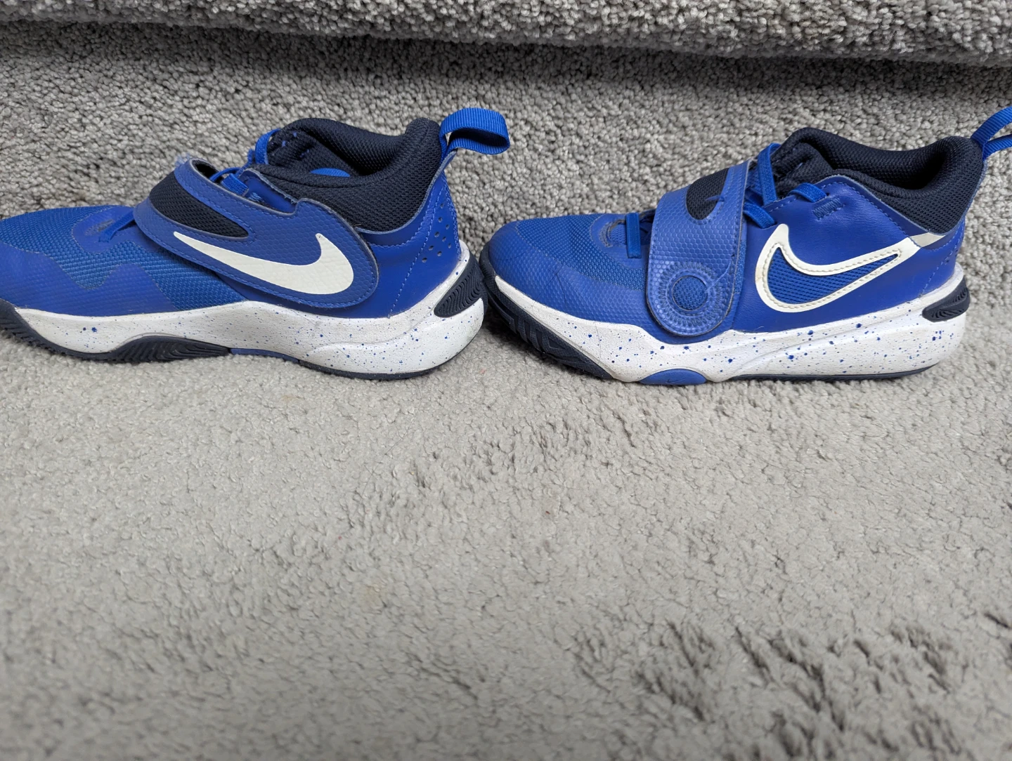 Nike Team Hustle D 11 Kids Basketball Shoes - photo 3