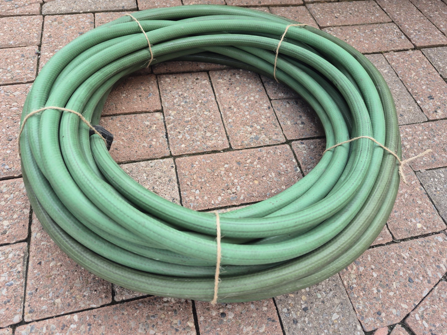 Green Garden Hose - photo 2