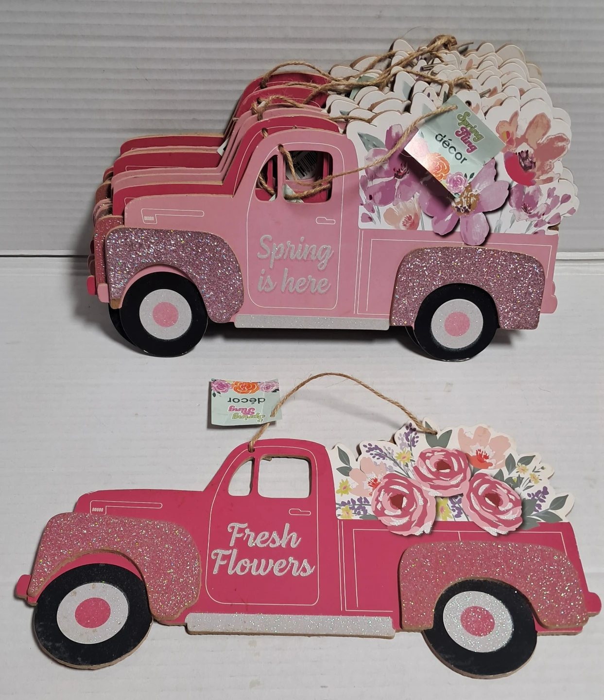 11 Spring Themed Decorative Pickup Trucks