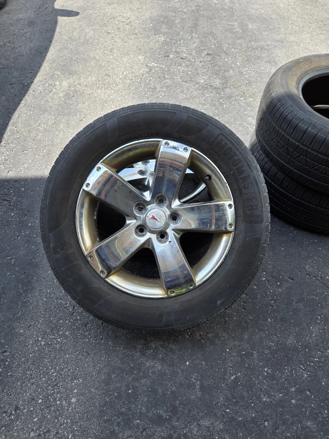 Motomaster Tires with 2 Rims - photo 5