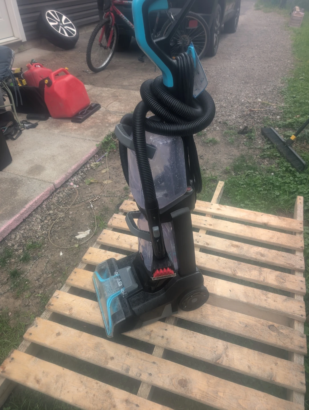 Bissell PowerClean Pet XL Carpet Cleaner - photo 2