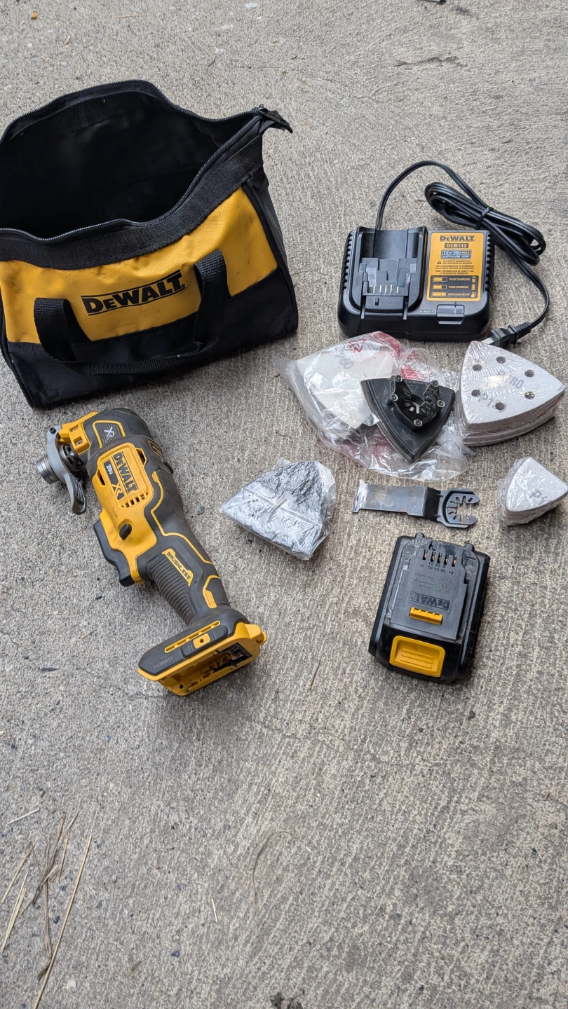 DeWalt 20V MAX Oscillating Tool Kit