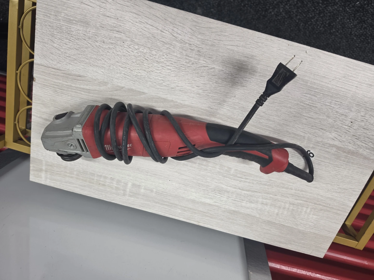 Milwaukee 6146-25 7.5 Amp 4-1/2" Angle Grinder - photo 5