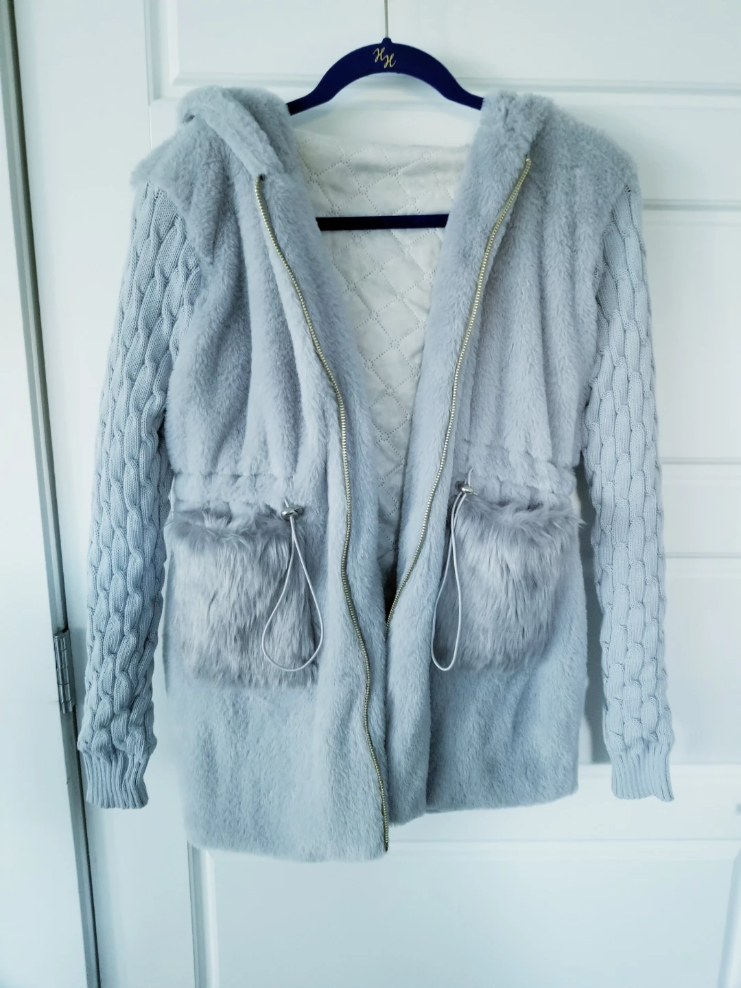 Hoodie Sweater Zip Up