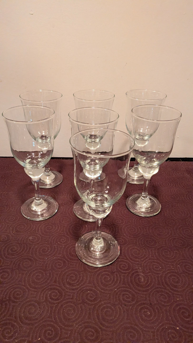Set of 7 Clear Glass Dessert/Cocktail Glasses