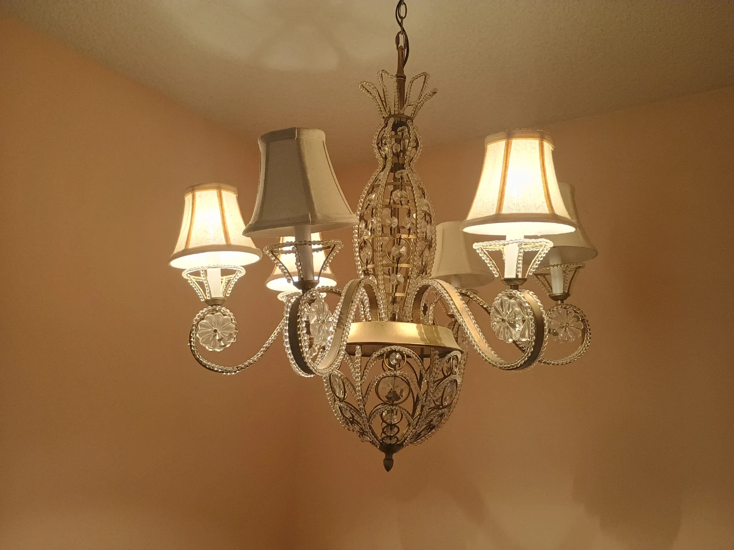Trans Globe Chandelier Rough Shining Silver/Transparent Red - photo 2
