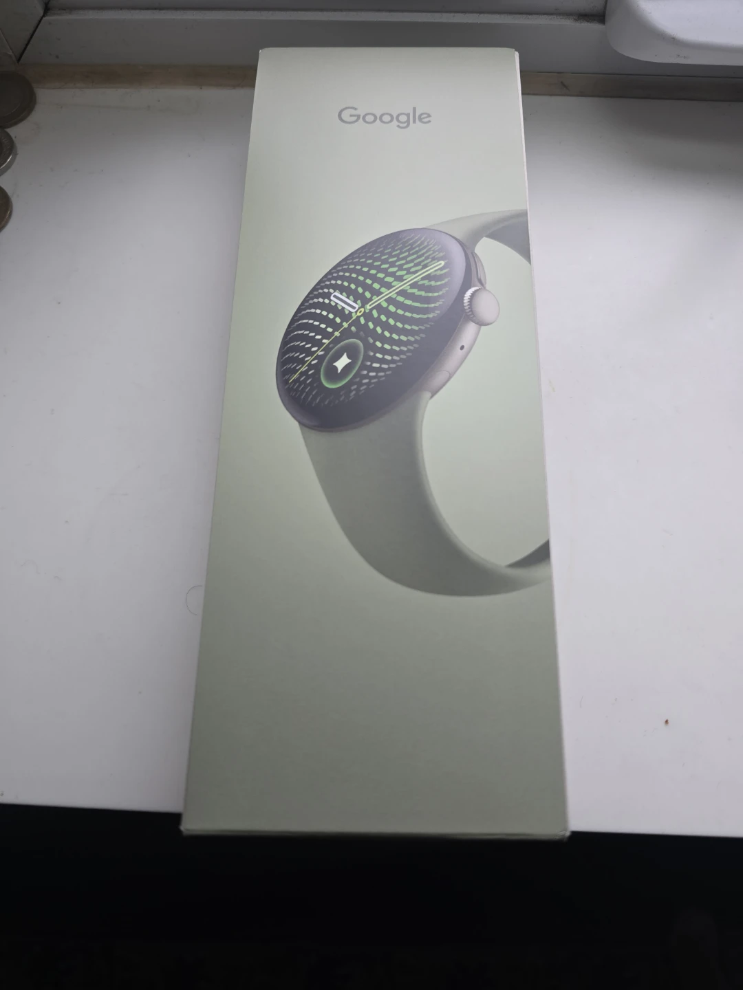 Google Pixel Watch 5 (41 mm) Satin Pyrite Aluminium Case / Olive