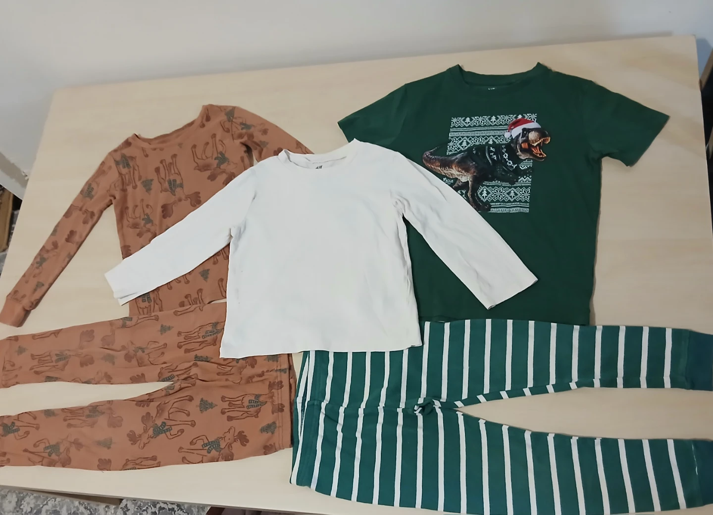 Kids' Pajamas Set - photo 2
