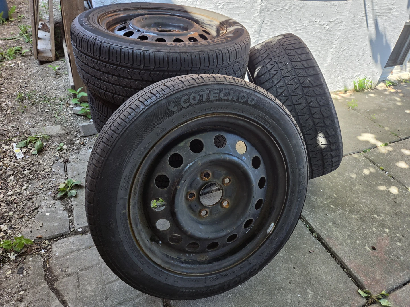 Cotecho 205/55R16 Tires (Set of 4)