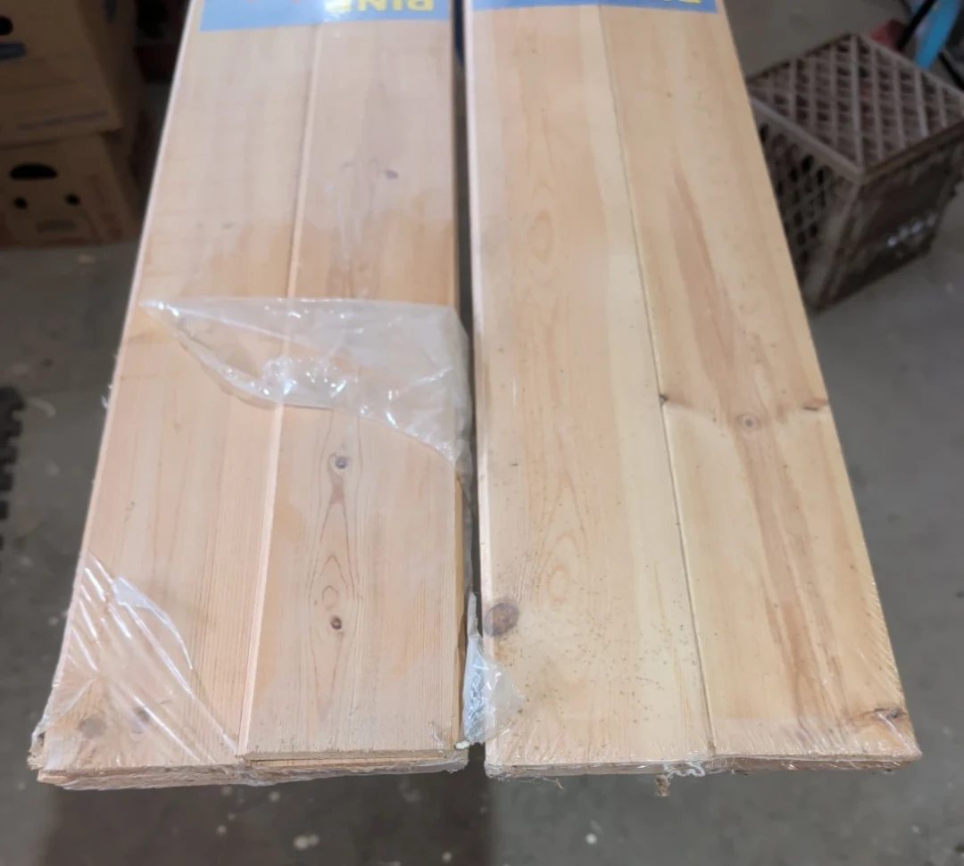 New Old Stock Cariboo Pine V-Joint Panelling (2 Packs Available) - photo 3