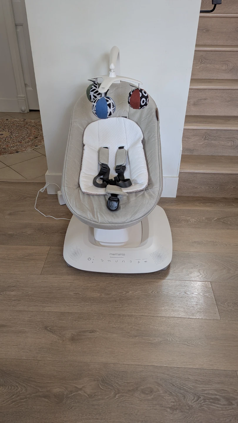 4moms mamaRoo Baby Swing – Like New   – Wi-Fi & Bluetooth - photo 2