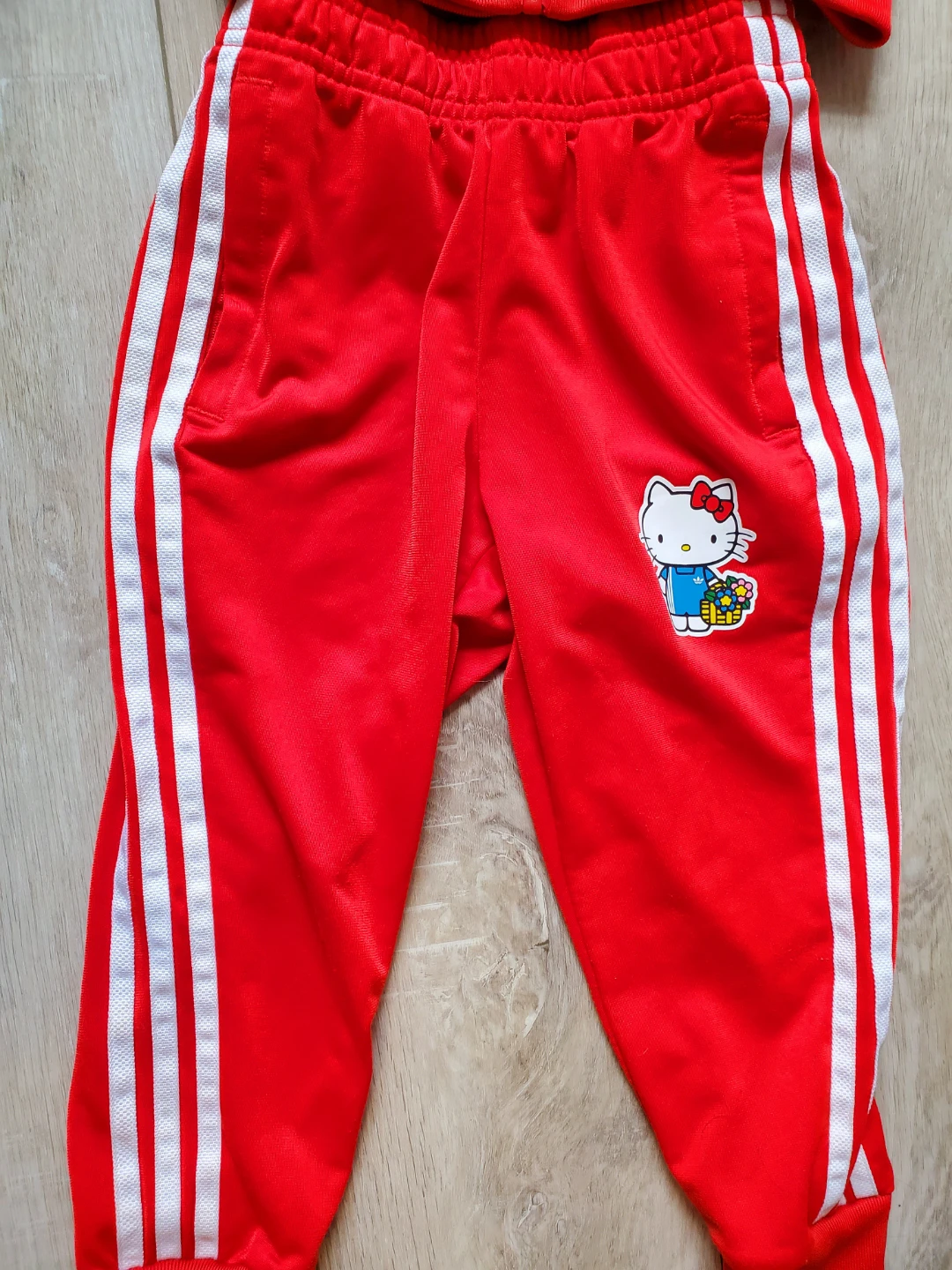 Kids Adidas Hello Kitty Tracksuit Set - Red - photo 3