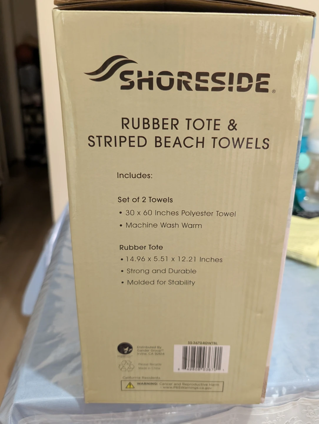 Brand new - Shoreside Rubber Tote & Striped Beach Towels Set - photo 3