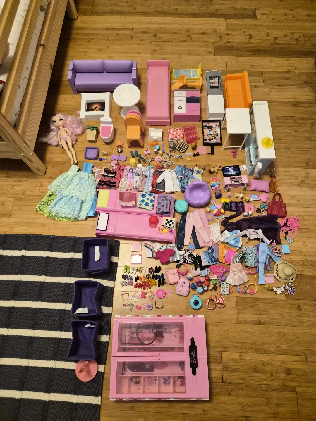 Barbie Dreamhouse Dollhouse with Slide - photo 4