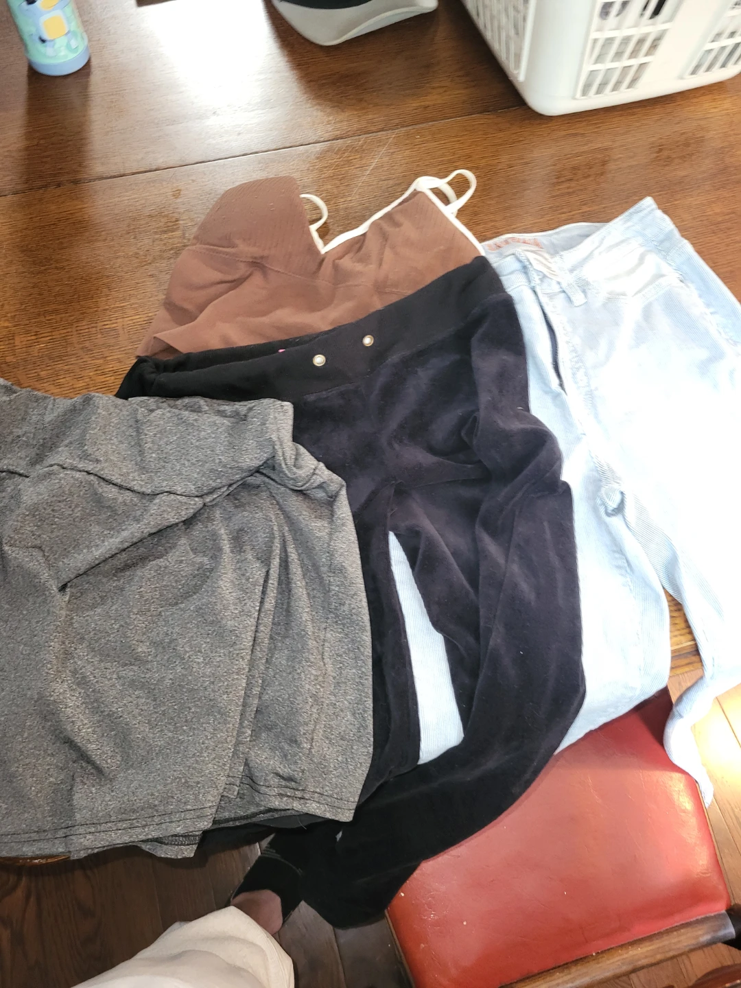 Bundle of Women's Clothing - photo 5