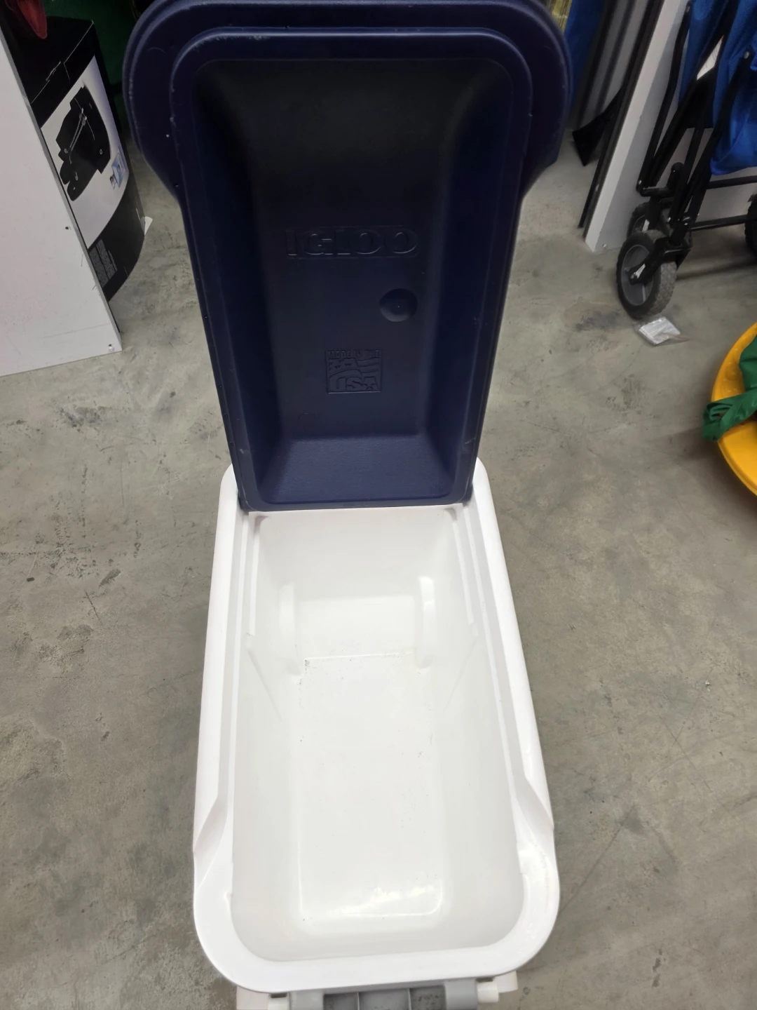Rolling cooler box - photo 2