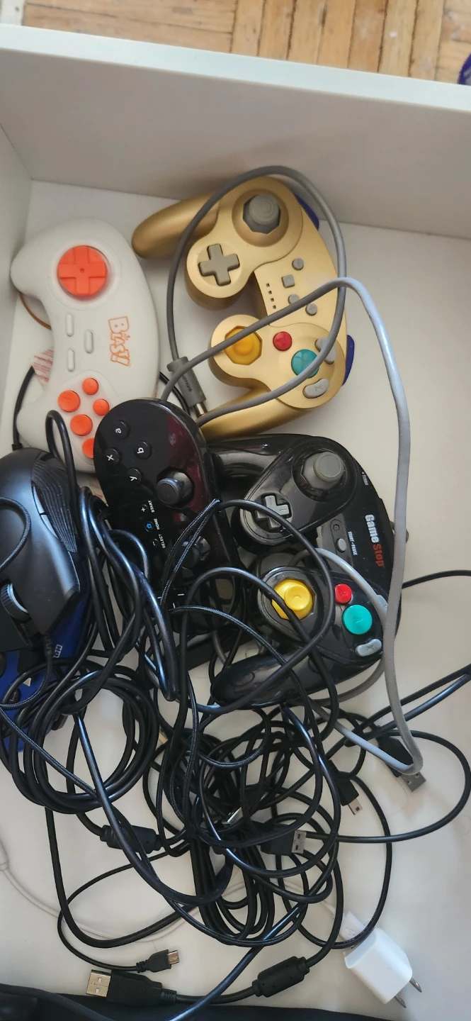 Mixed Gaming Controllers and Mouse Bundle
