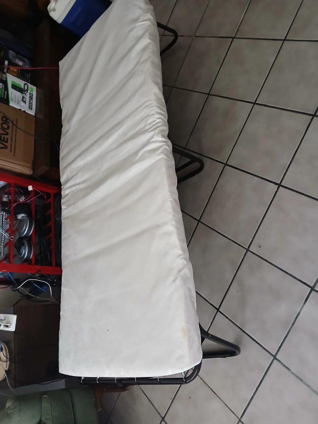 Folding bed like new - photo 4