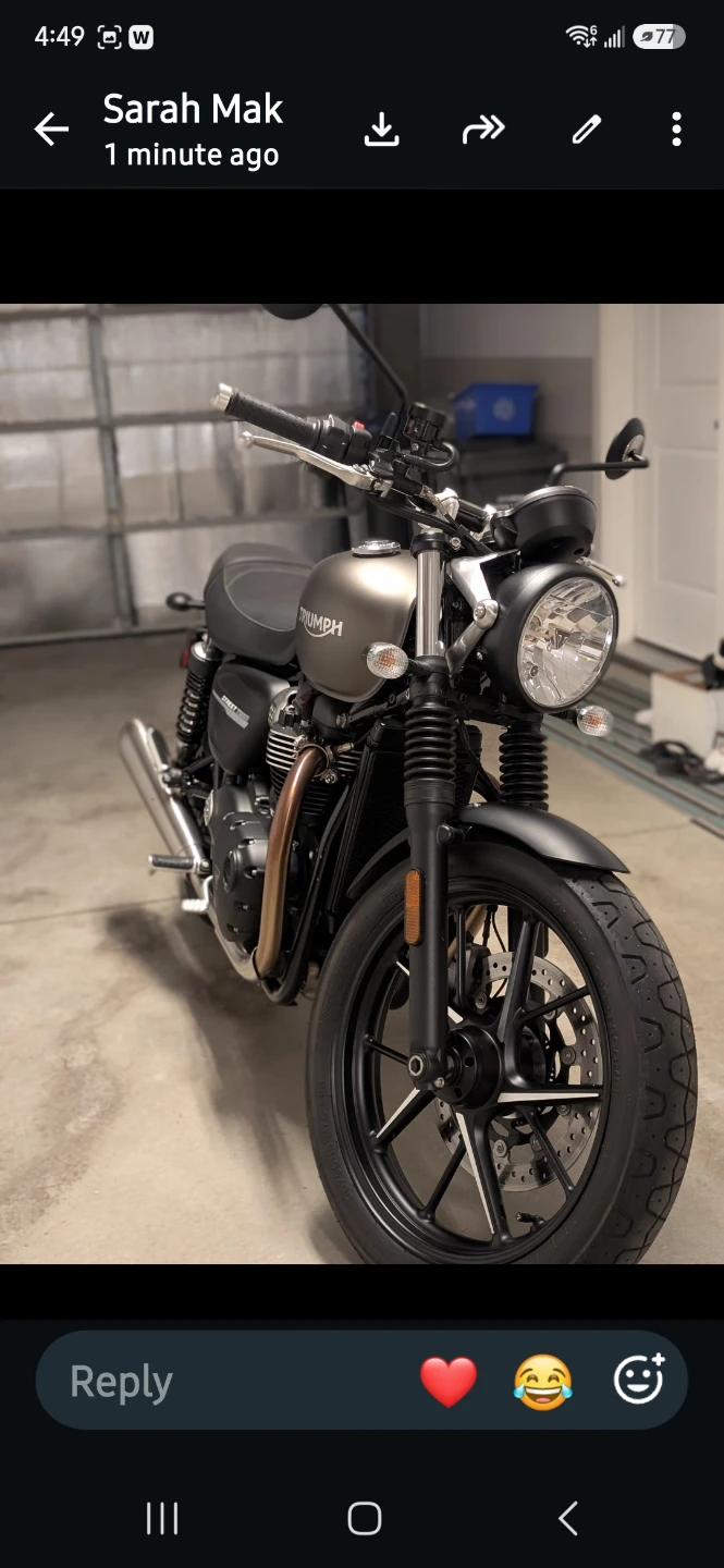 Triumph Street Twin 900 Motorcycle