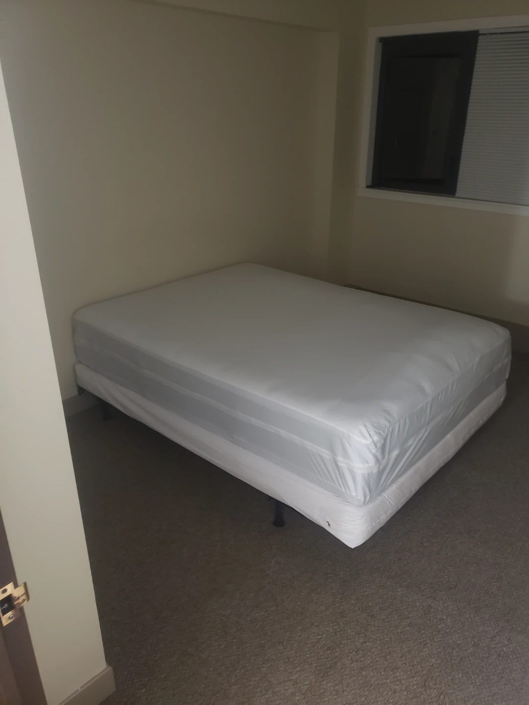 Queen Size Bed, Box Spring and Metal Frame