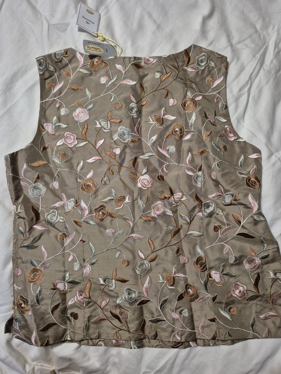 Talbots Petites Embroidered Silk Sleeveless Top - Size 12 - photo 2
