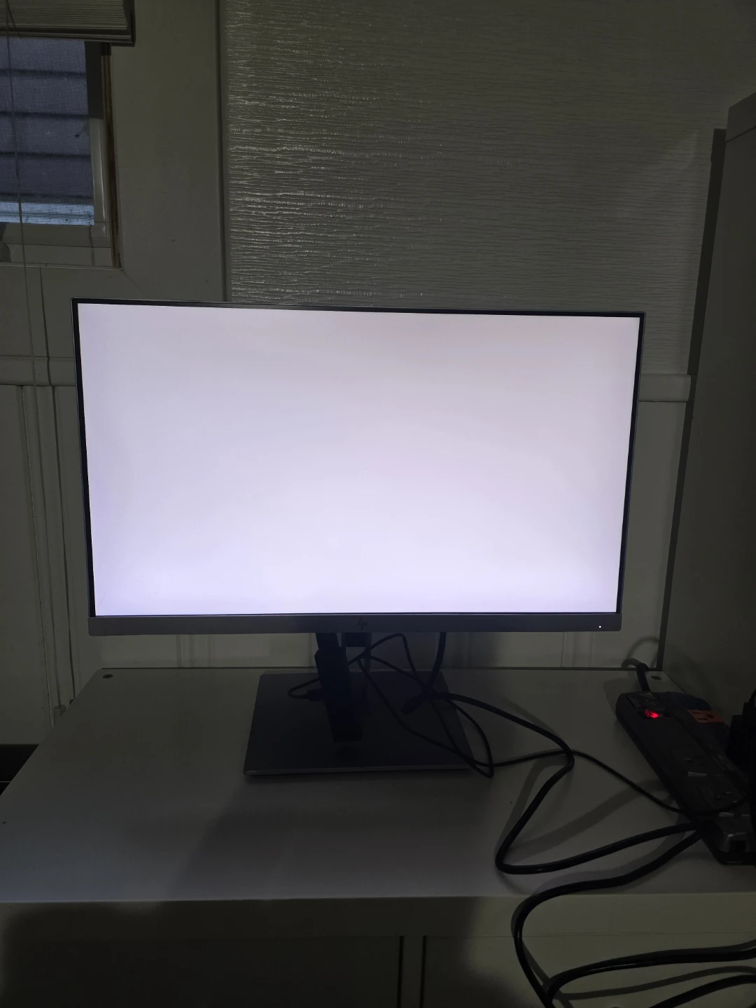 HP EliteDisplay E233 23" Full HD Monitor - photo 4