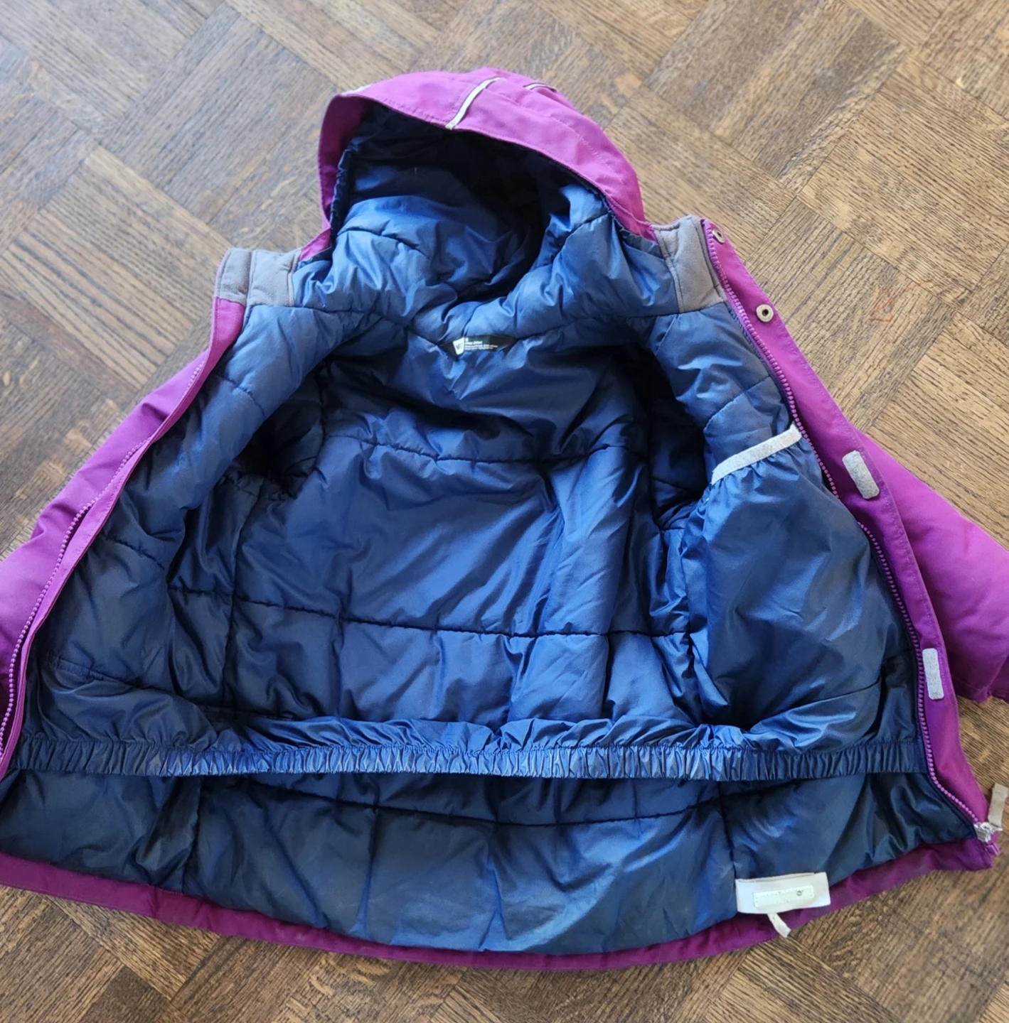 MEC kids winter jacket size 5 - photo 3