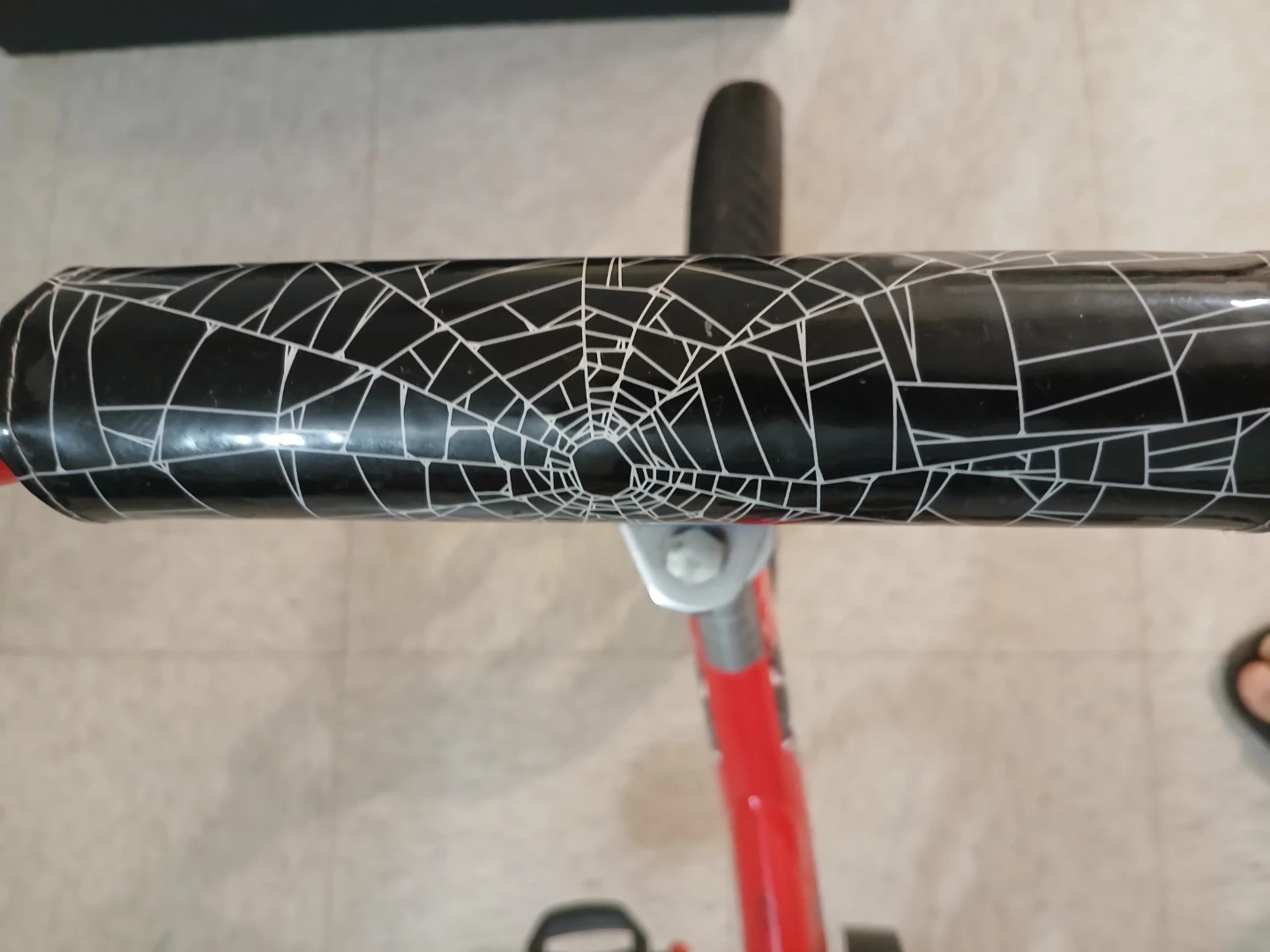 Vélo pour enfants "Web Head"