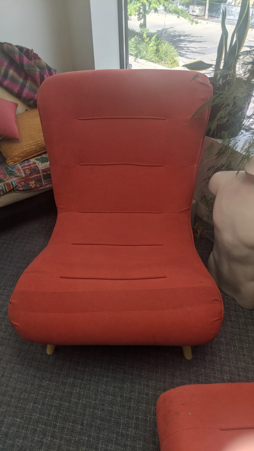 LOUNGE CHAIR & FOOT STOOL - photo 3