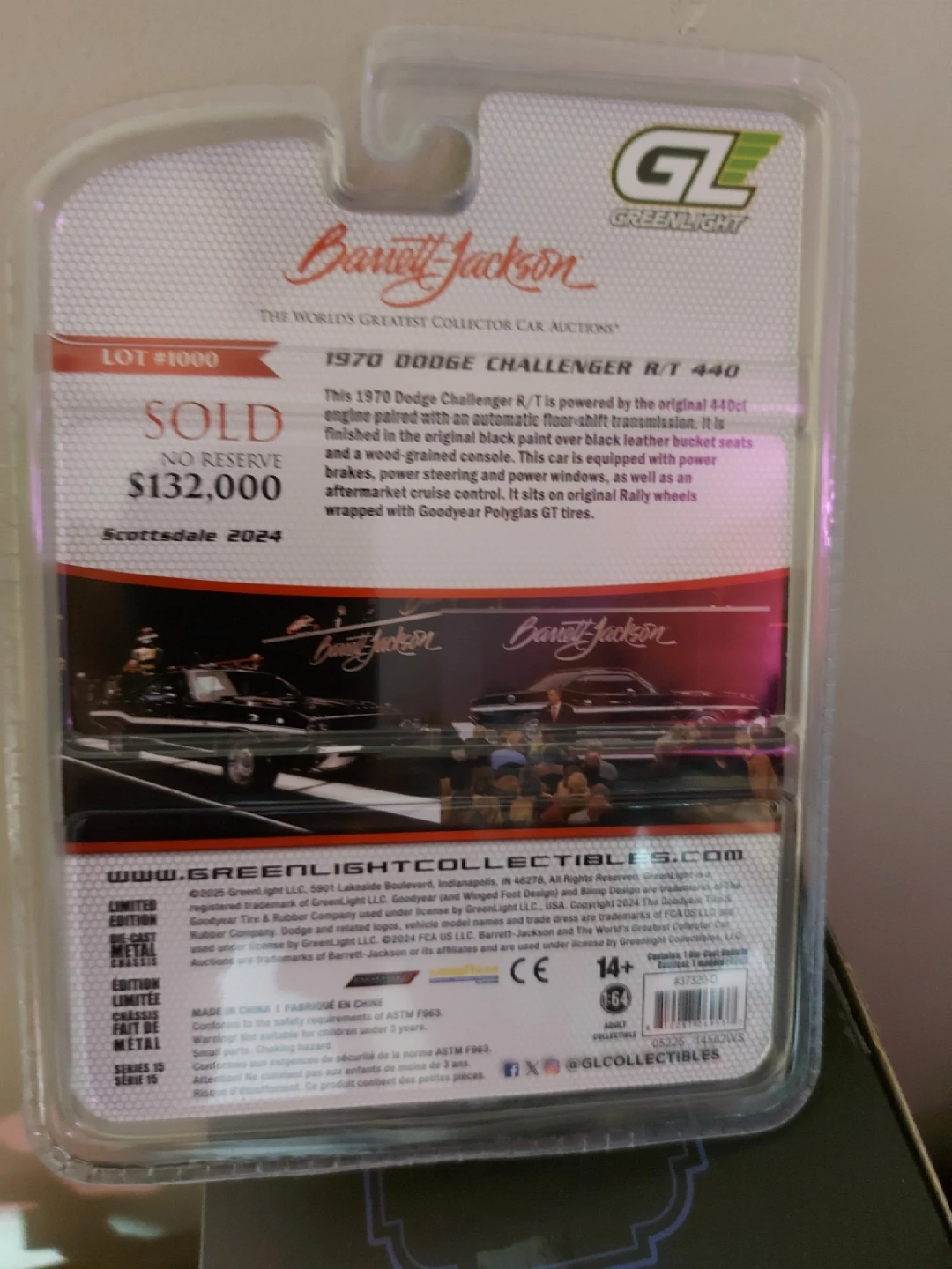 Greenlight 1970 Dodge Challenger R/T 440 Diecast Model Car - photo 2