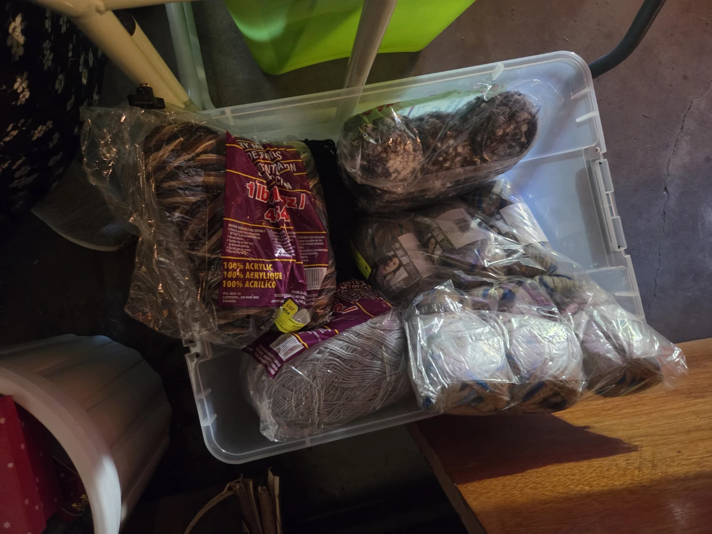 Yarn Bundle - Patons, Bernat & More - photo 3