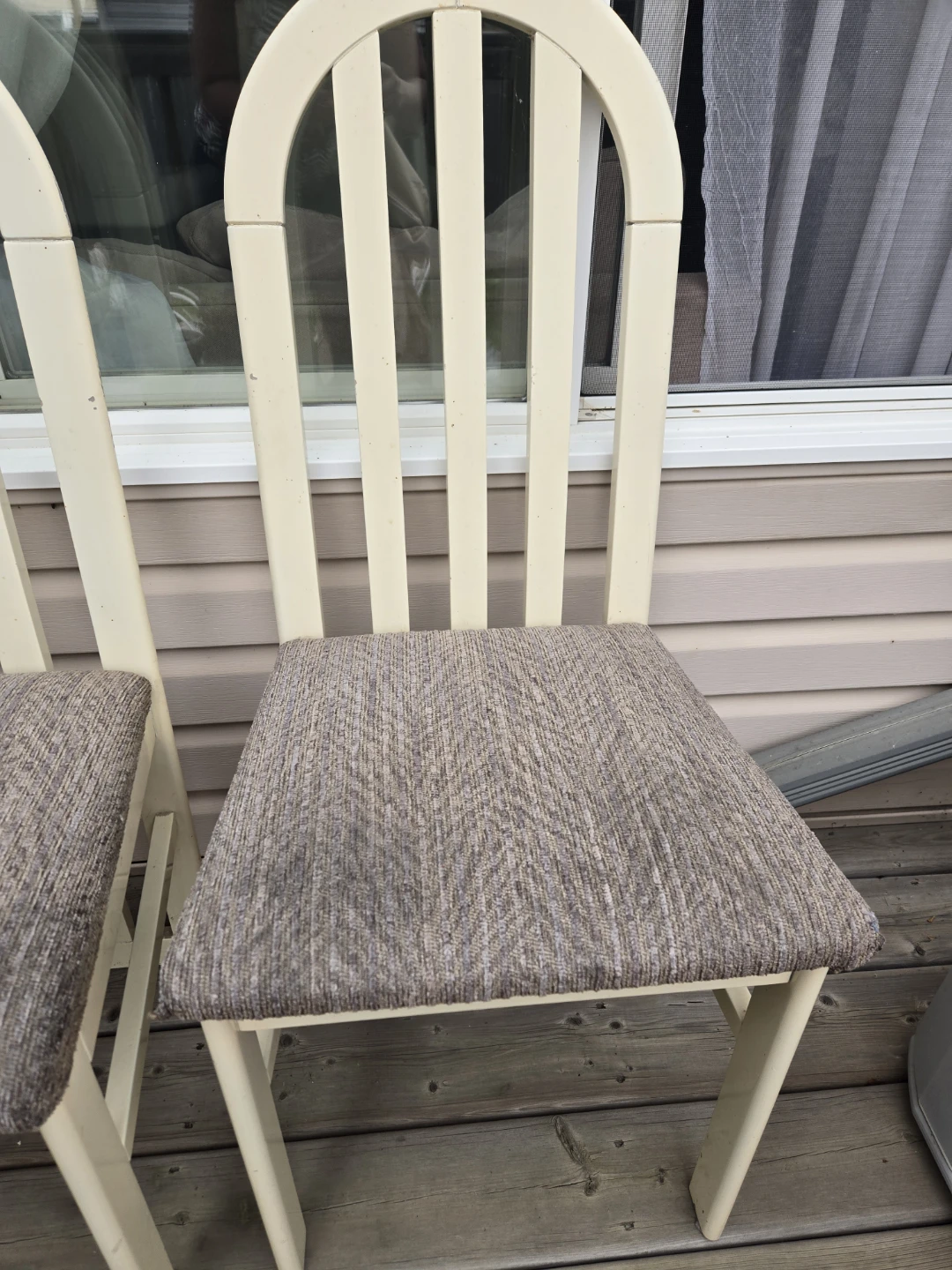 Dining chairs  amd bar stools for sale