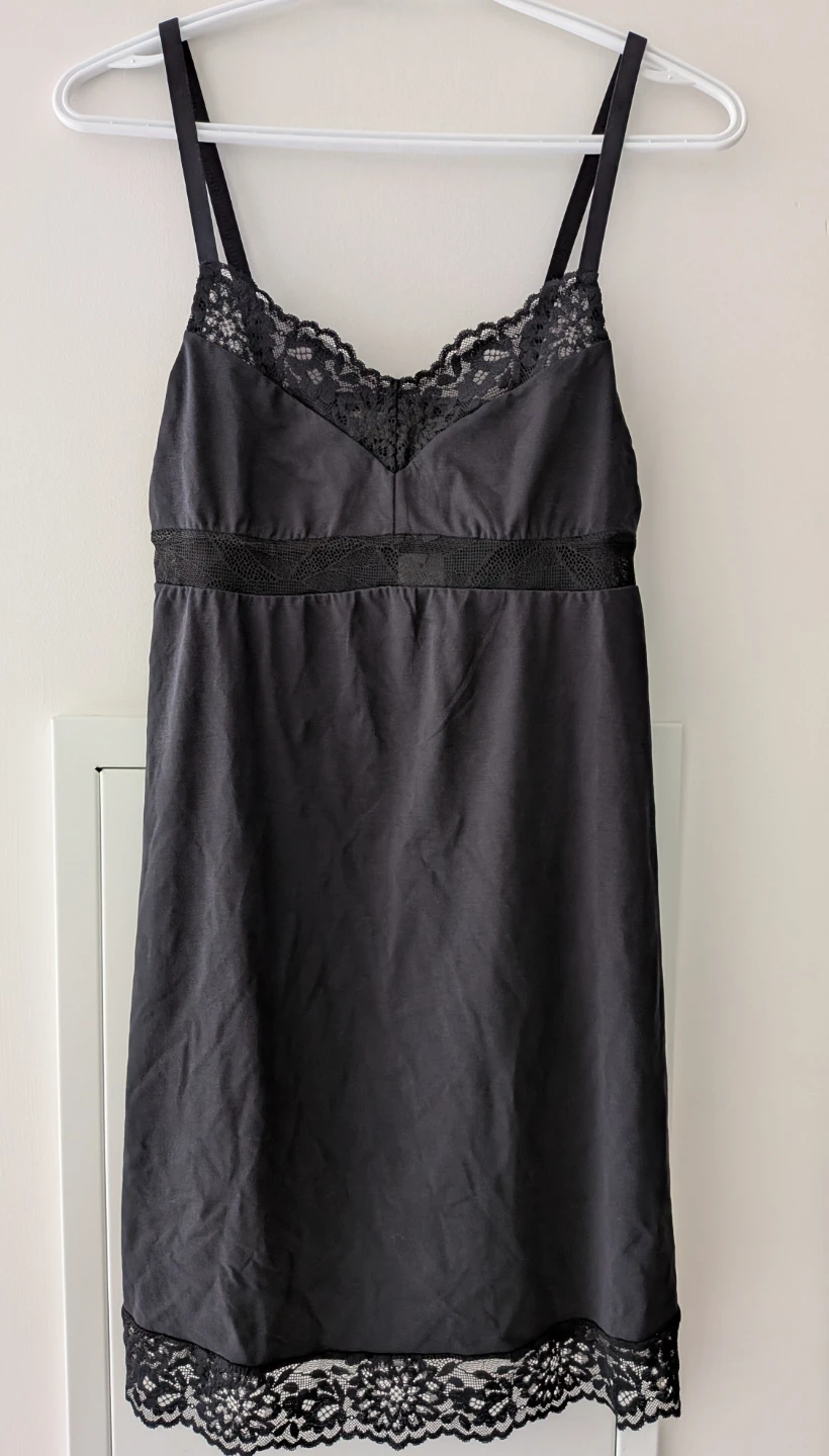 BNWT- Understance Soft Bliss Lace Chemise