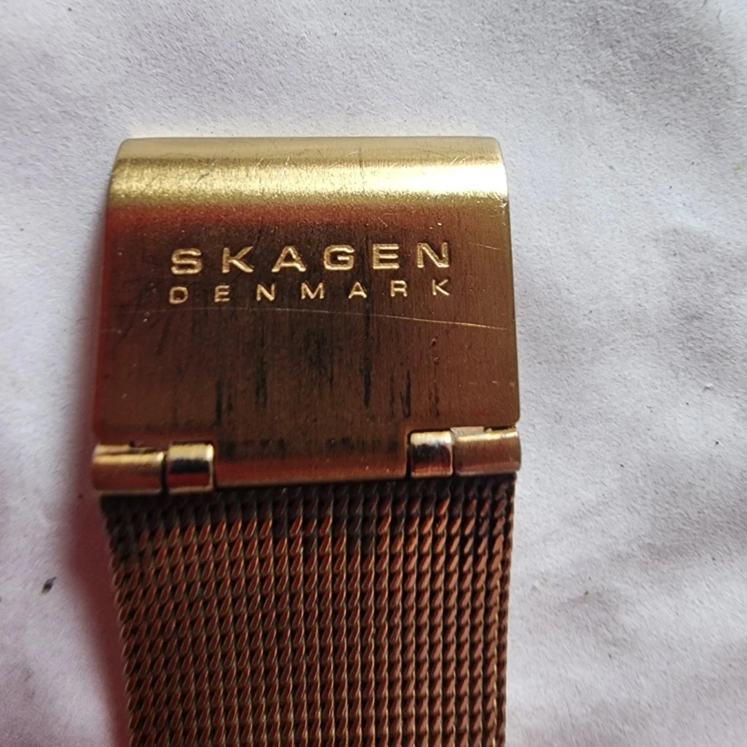 WATCH - photo 2