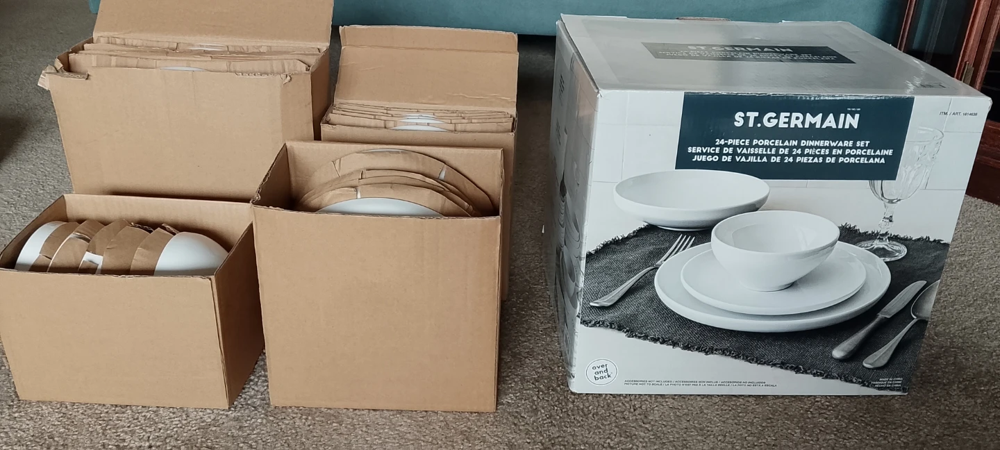 St. Germain 34-Piece Porcelain Dinnerware Set - photo 2
