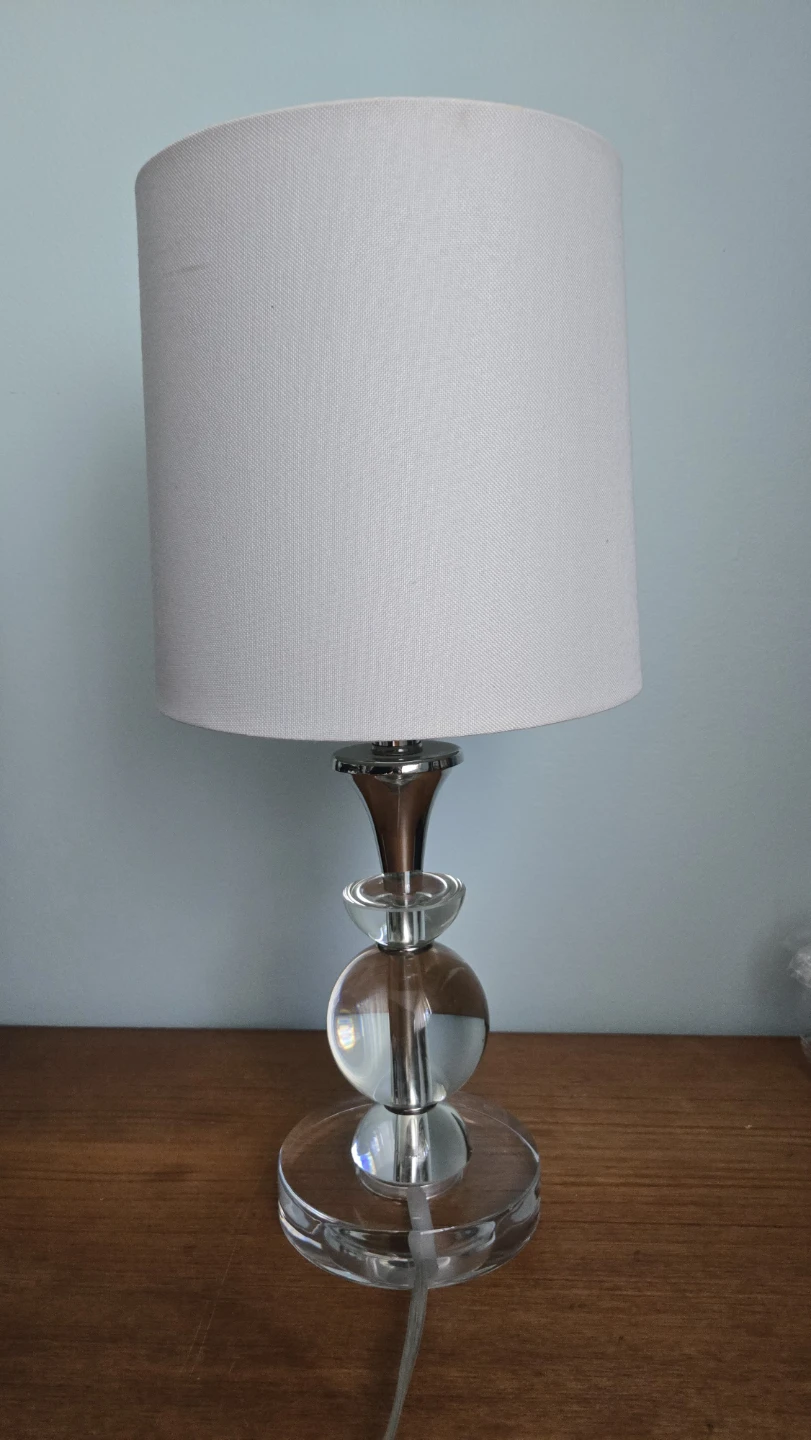 Table Lamp with Crystal Accents