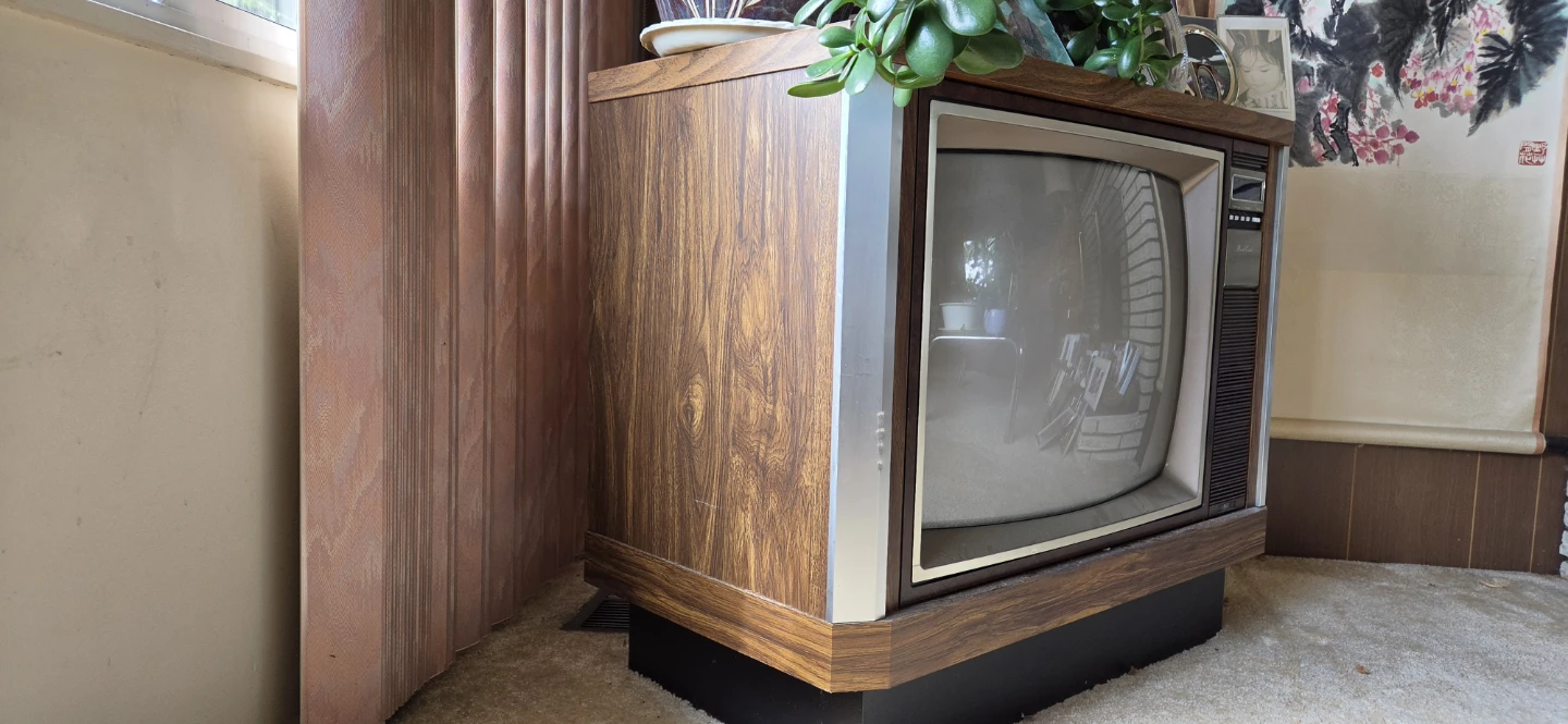 Sears Tube TV - photo 2
