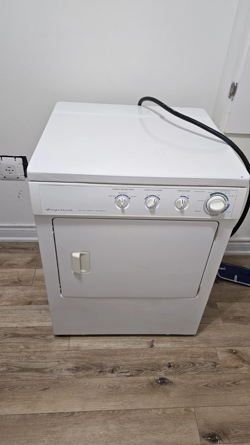 Frigidaire Dryer - photo 3
