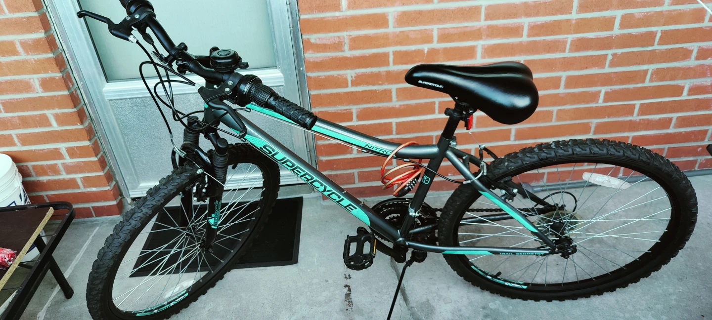 Supercycle Nitro Bike with pump