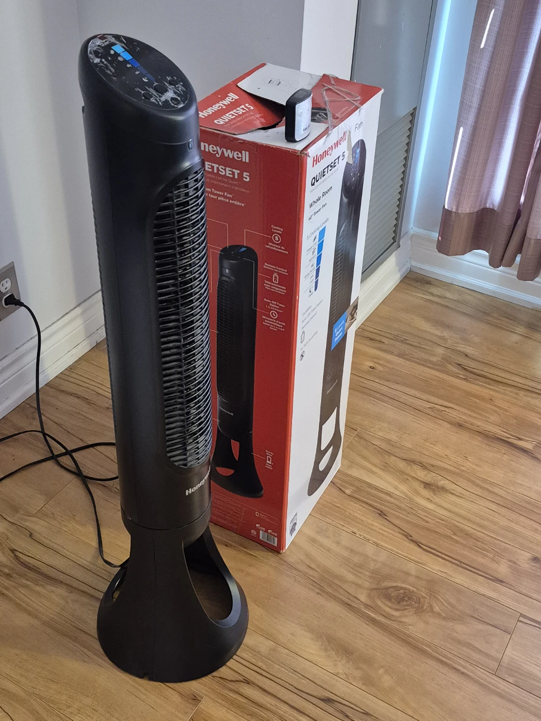 Honeywell QuietSet 5 Tower Fan - photo 3