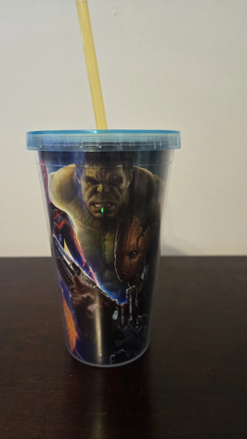Avengers Tumbler with Straw - photo 3