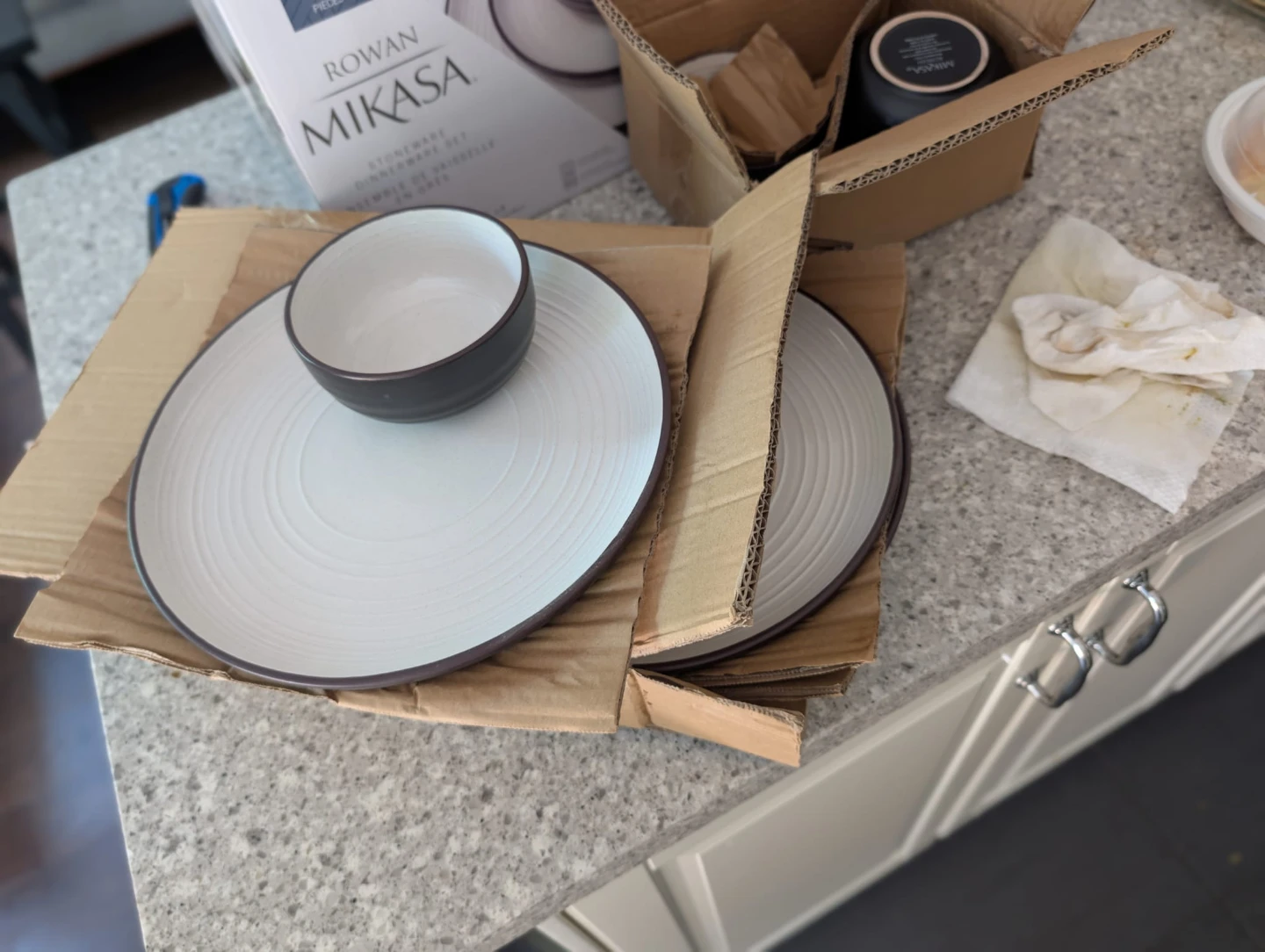 Mikasa Rowan 16-Piece Stoneware Dinnerware Set - photo 3