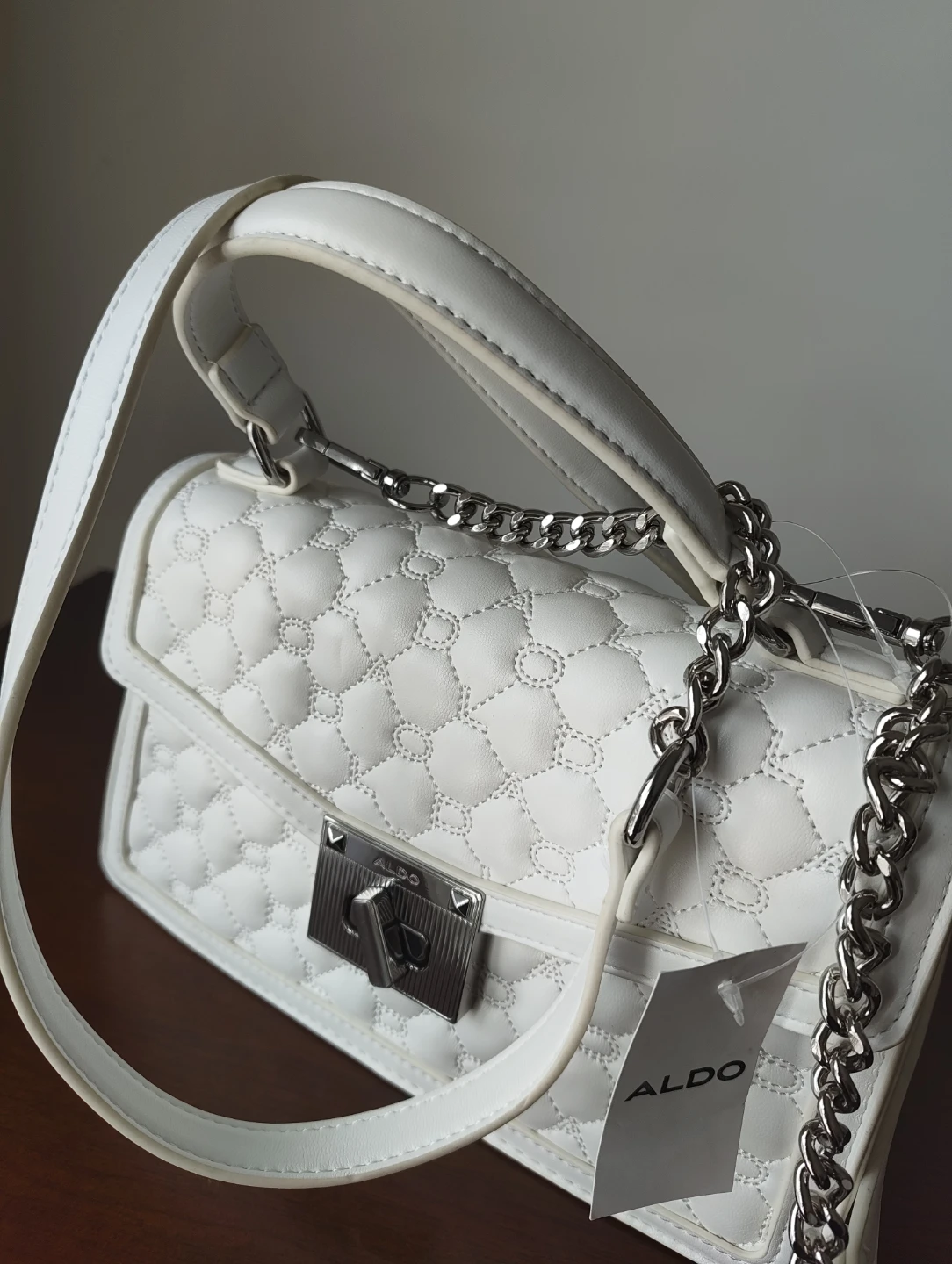 ALDO White Quilted Handbag brand New with tags still attached - photo 2
