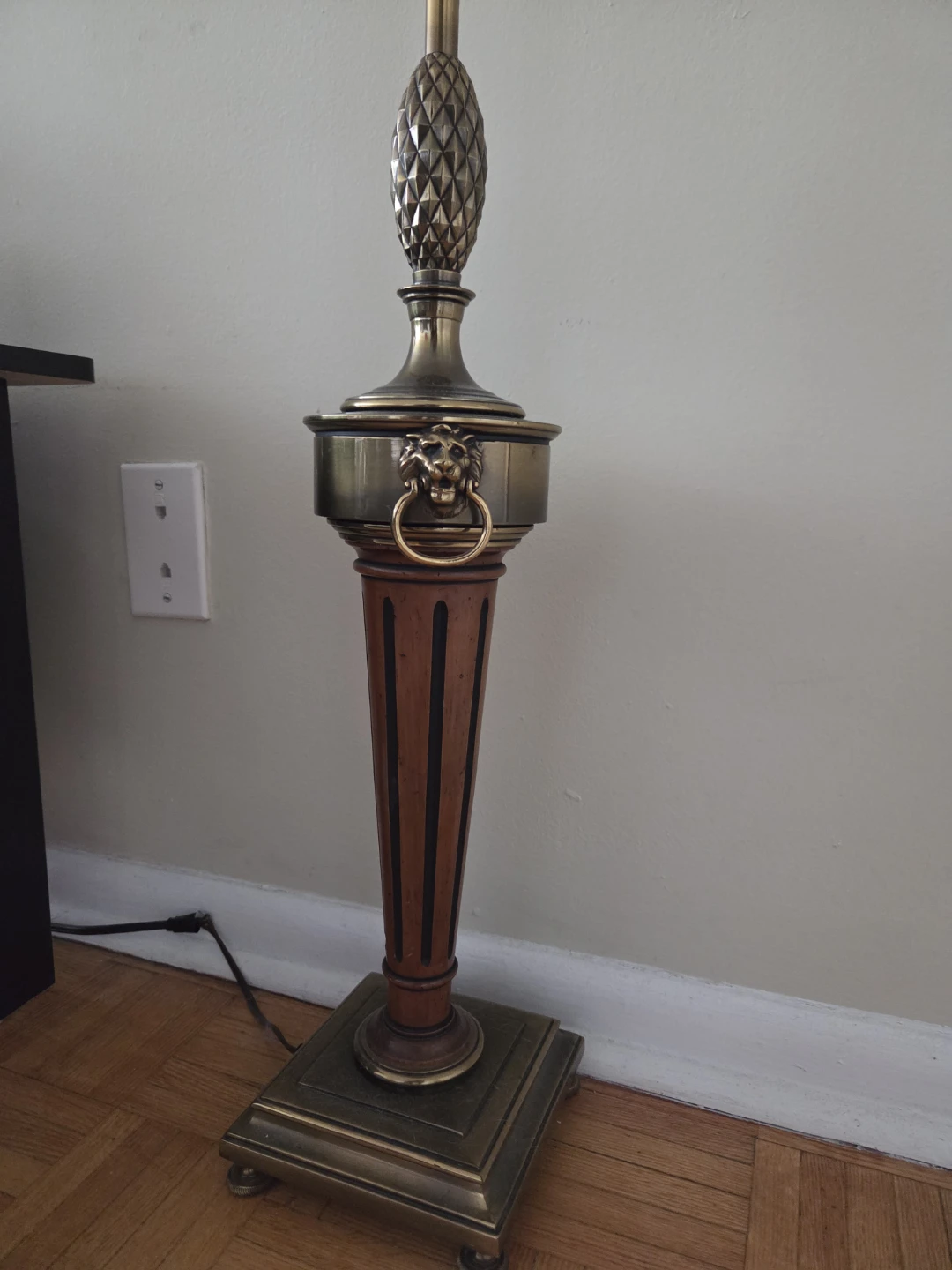 Vintage Torchiere Floor Lamp – Brass with Lion Head Handles - photo 3