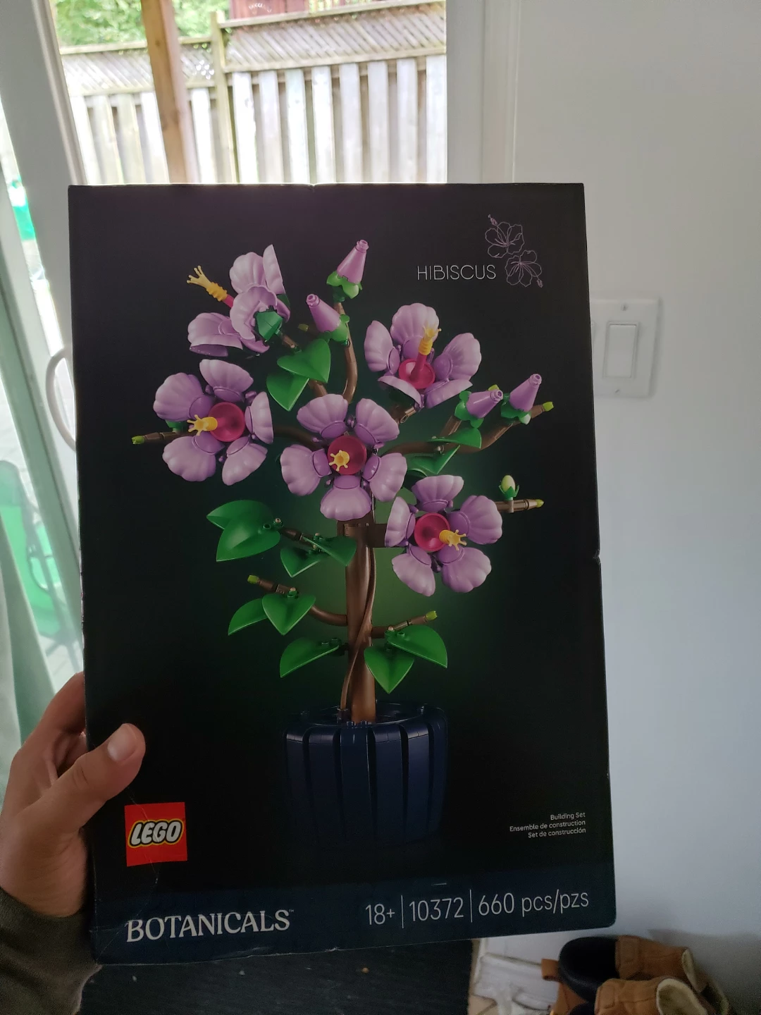 LEGO Botanicals Hibiscus Building valued 95$