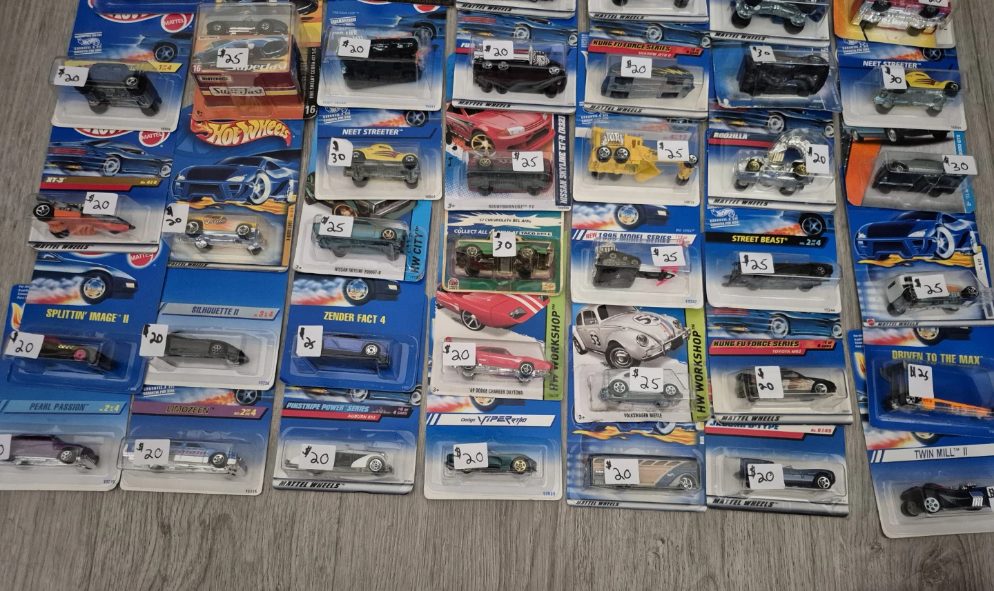 Hot Wheels & Matchbox Die-Cast Toy Cars (Various) - photo 3