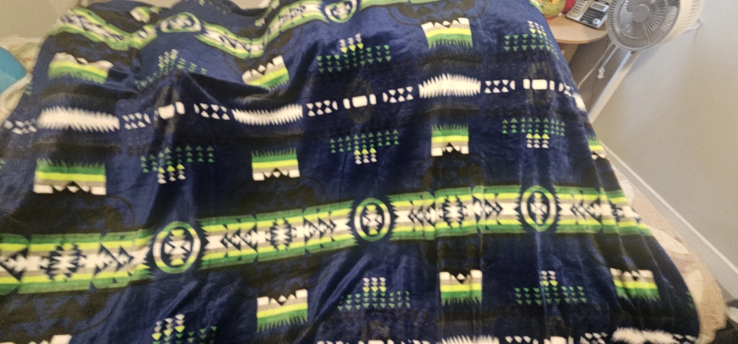 Small twin blankets  new - photo 4