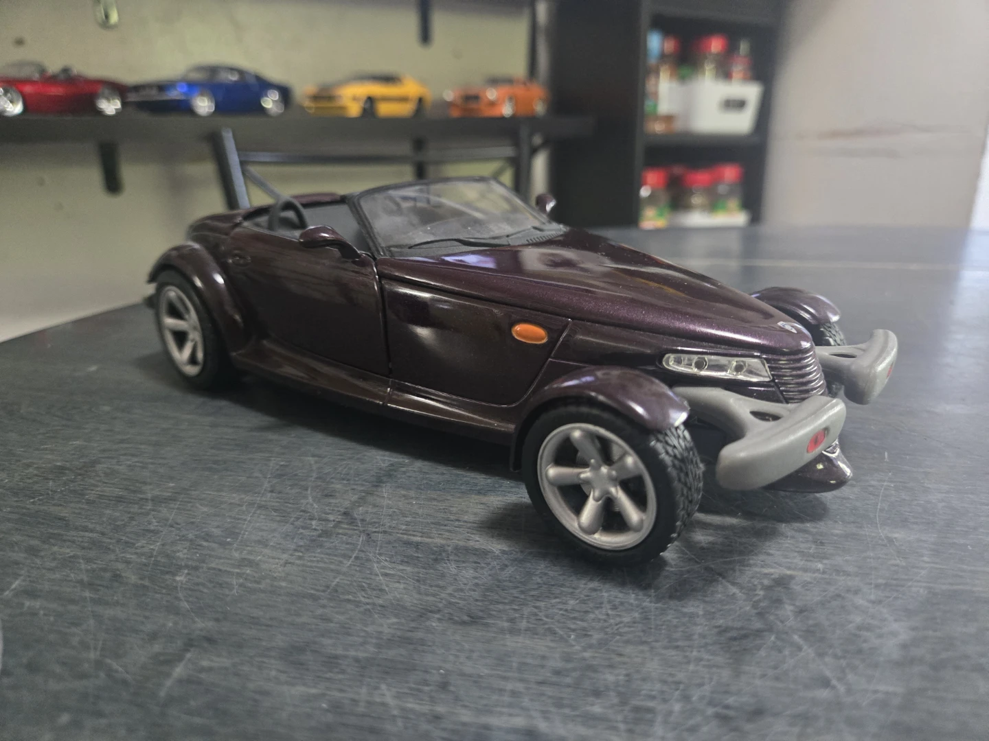 1/18 Scale Diecast Plymouth Prowler Convertible