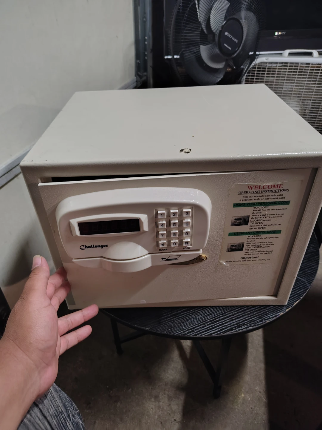 Challenger M5 Digital Safe